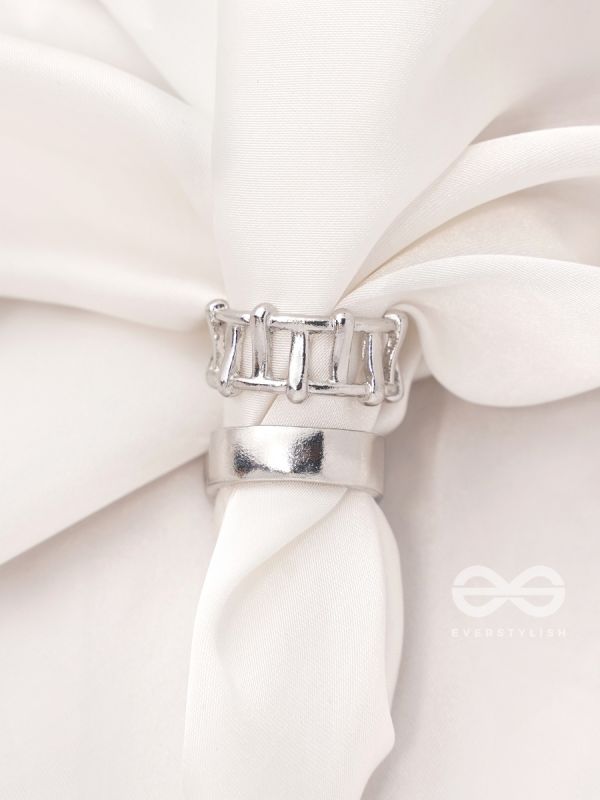 Twigs n Petal- Set of Two Silver Rings