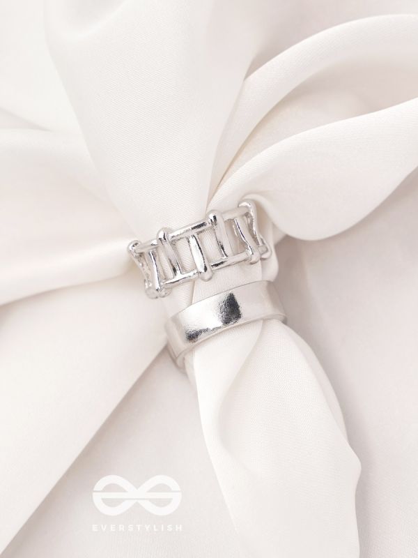 Twigs n Petal- Set of Two Silver Rings