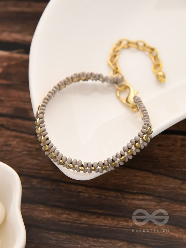 The Beaming Heavens- Golden Beaded Bracelet