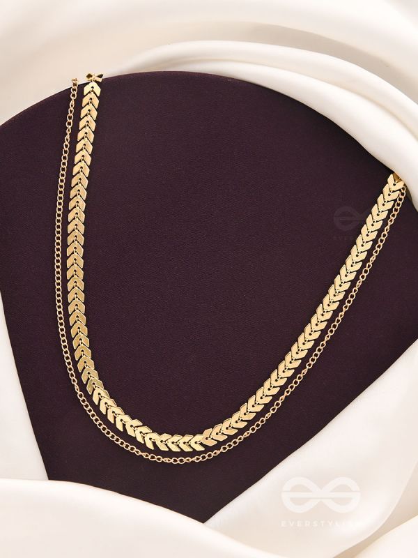 The Chain Of Allure - Golden Statement Neckpiece With Anti-Tarnish Coating 