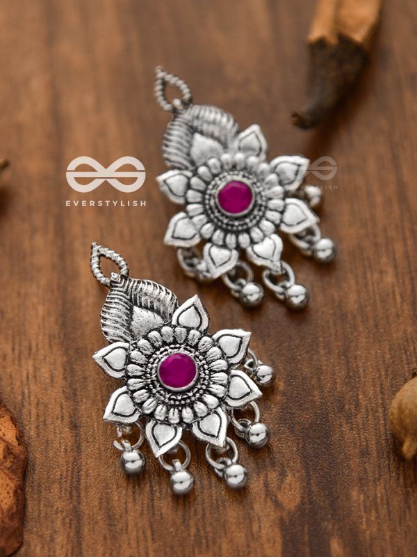 The Majestic Artwork Studs (Ruby Red) - Embellished Oxidised Collection