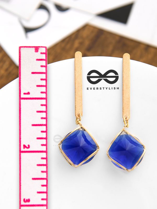 The Dangling Elegance (Blue) - The Golden Charm Collection