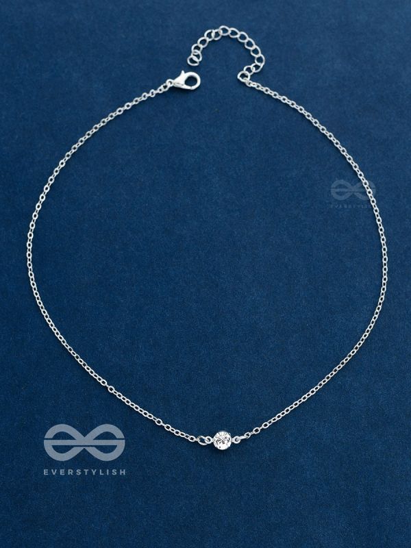 The Dainty Shimmer Neckpiece - Silver
