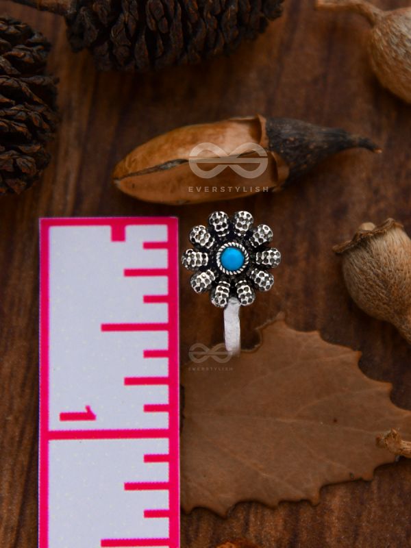 The Floral Fantasy - Embellished Non-pierced Nosepin (Turquoise)