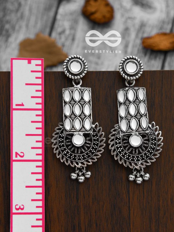 The Studded Artistry - (Droplet White) - The Embellished Oxidised Collection