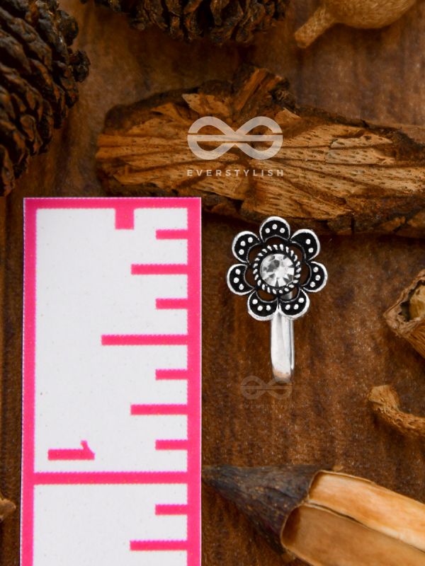 The Floral Delight - Embellished Non-pierced Nosepin (Shimmery White)