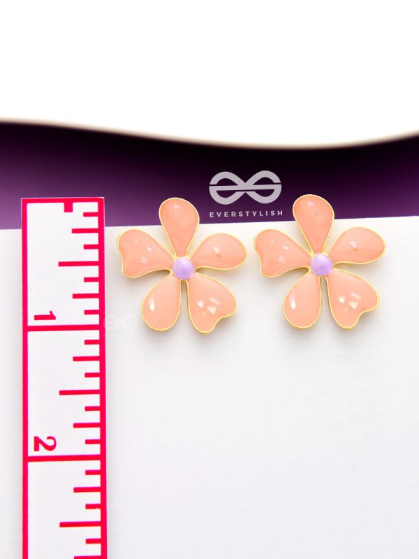 The Delightful Daisies - Statement Enamelled Earrings (Coral Pink) 