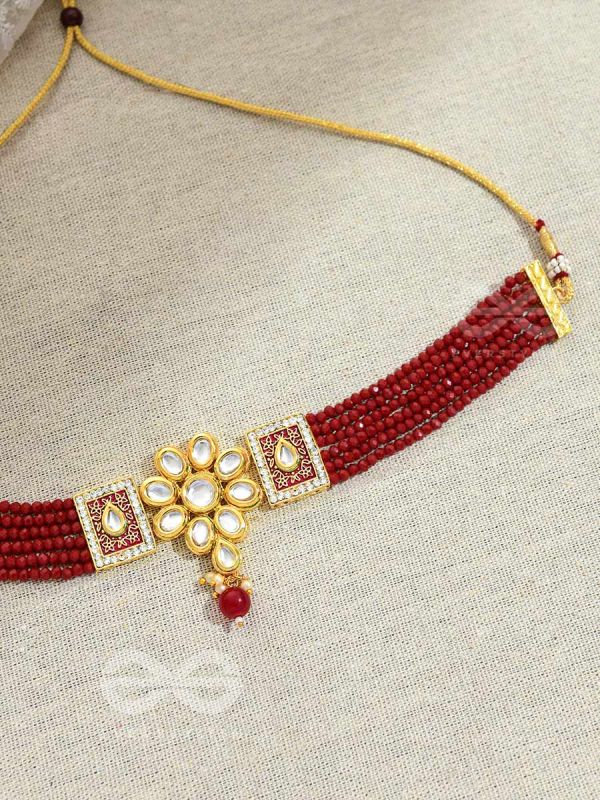 THE ETHERAL ELEGANCE - SET OF STATEMENT CHOKER AND EARRINGS (BERRY )