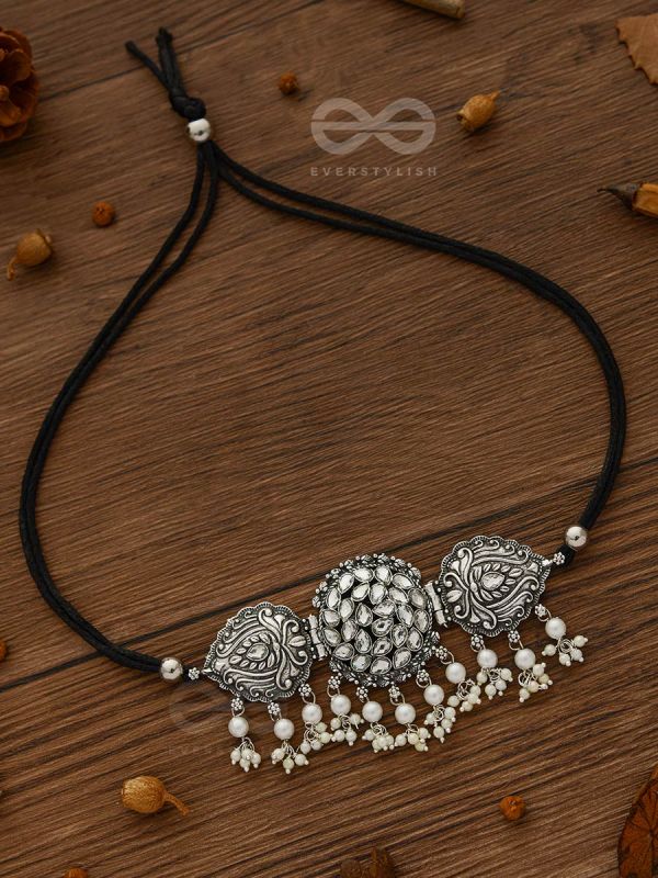 The Intricate Epitome - Embellished Oxidised Set of Choker and Earrings (White)