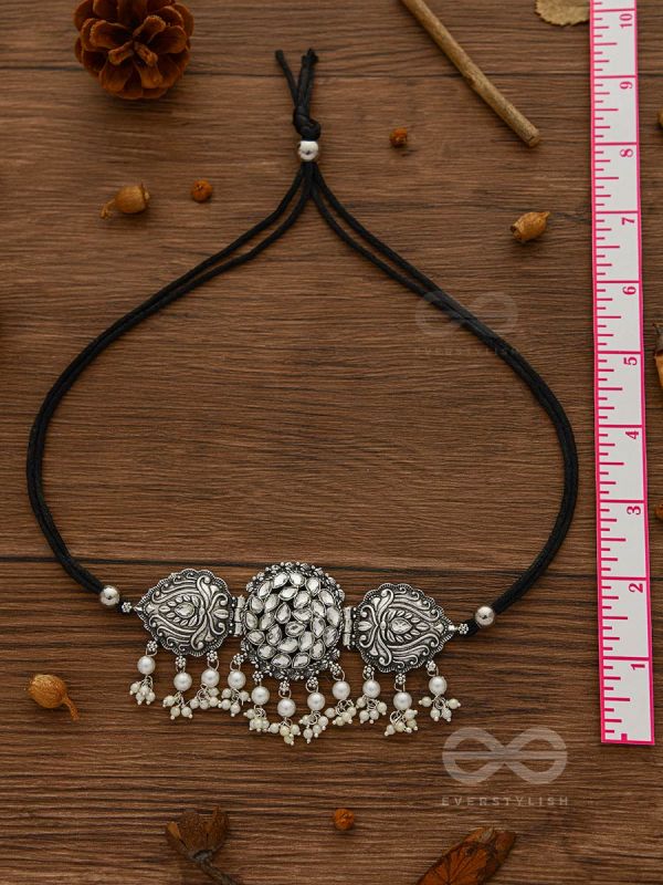 The Intricate Epitome - Embellished Oxidised Set of Choker and Earrings (White)