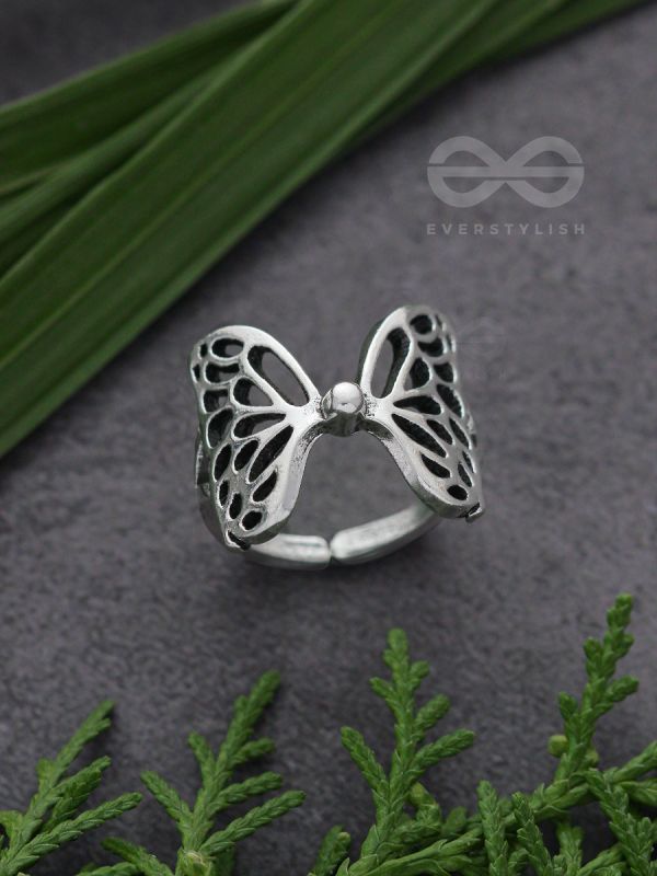 Butterfly Wings Fly Away - Oxidised Adjustable Ring
