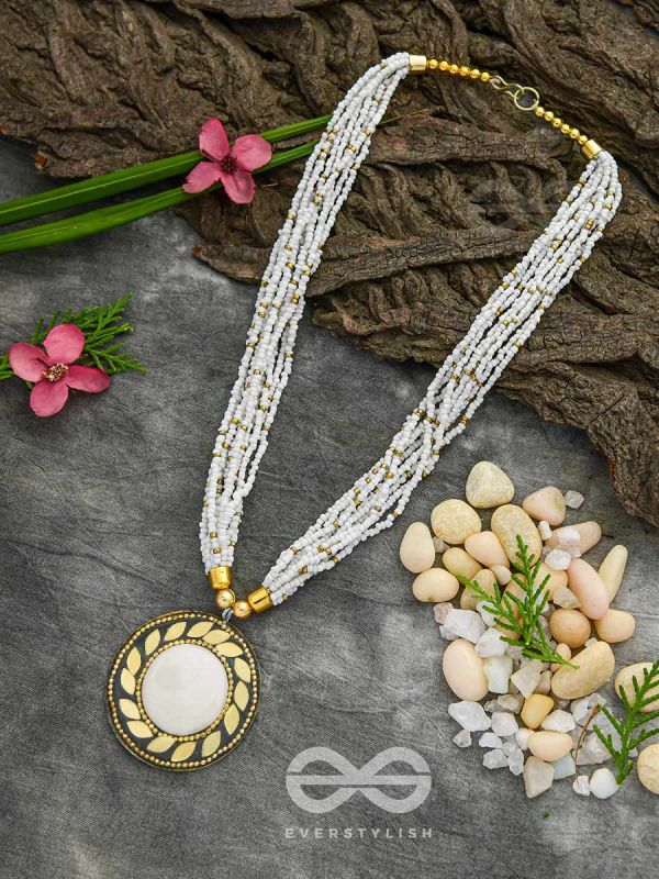 The Timeless Elegance- Beautiful Beaded Neckpiece (White)