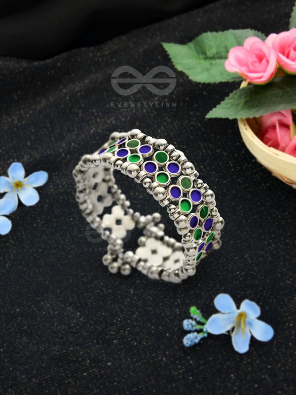 The Elegant Symmetry - Adjustable Enamelled Bracelet (Blue-Green)