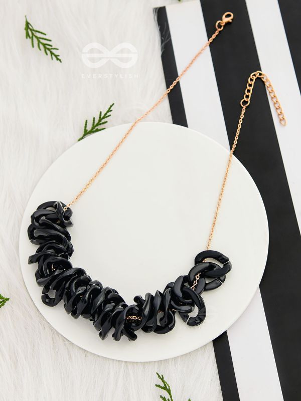 A Chunk of Chic- Golden Statement Neckpiece