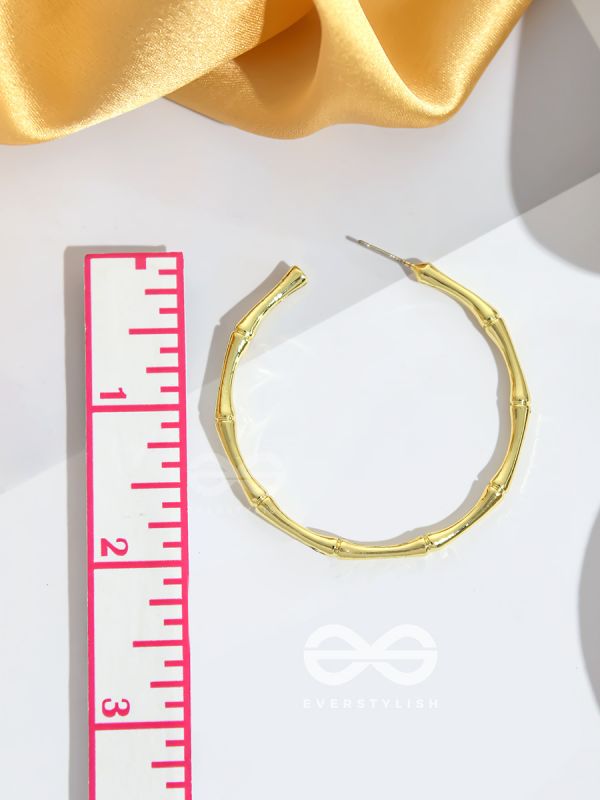 The Enso Circle- Elegant Golden Hoops