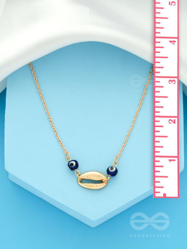 Shell-Eyed - Evil Eye Stone Golden Necklace With Anti-Tarnish Coating 