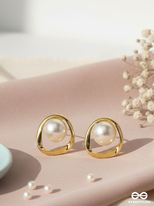 The Moon Orbit- Golden Pearl Earrings