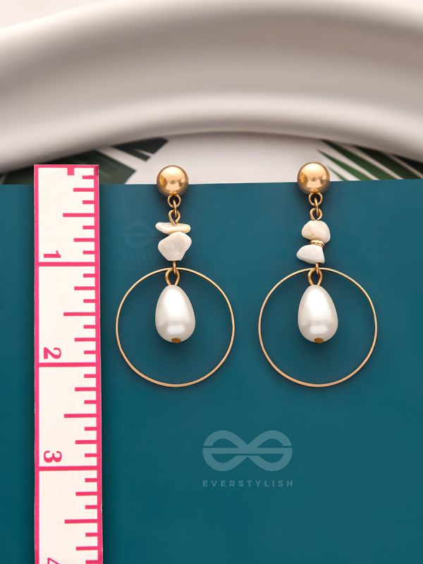 The Lord of the Rings- Golden Pearl Earrings
