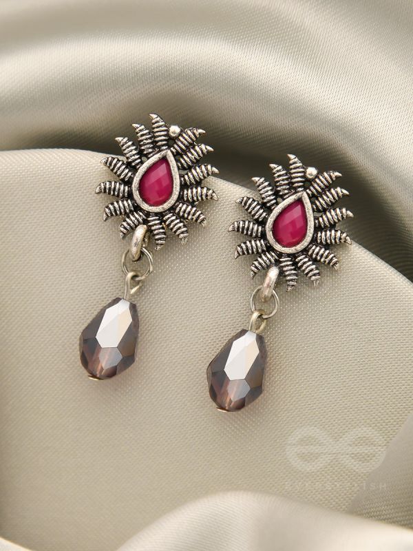 DROPS OF LIGHT- TINY TRINKET EARRINGS (Carmine Red)