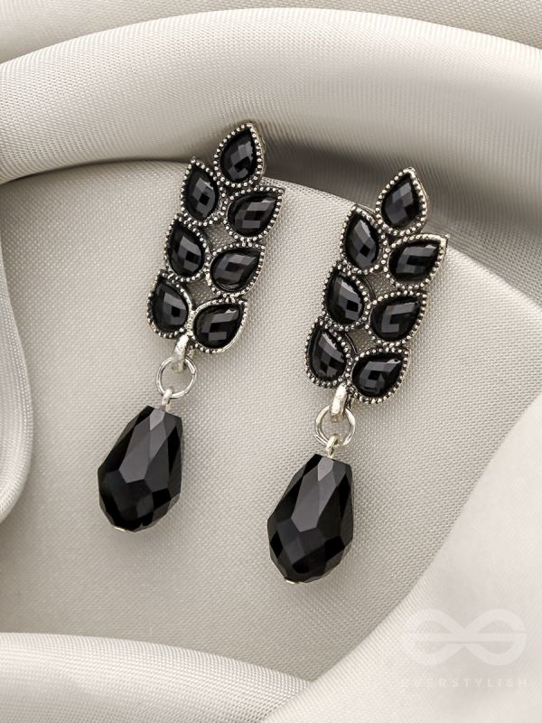 The Grapevine- Embellished Oxidized Earrings (Black)