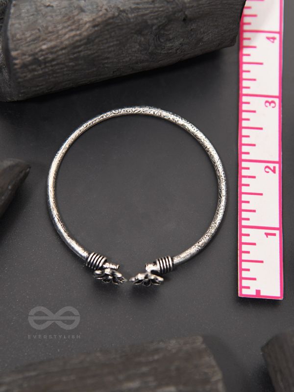The Early Bloomer- Oxidised Bangle Bracelet