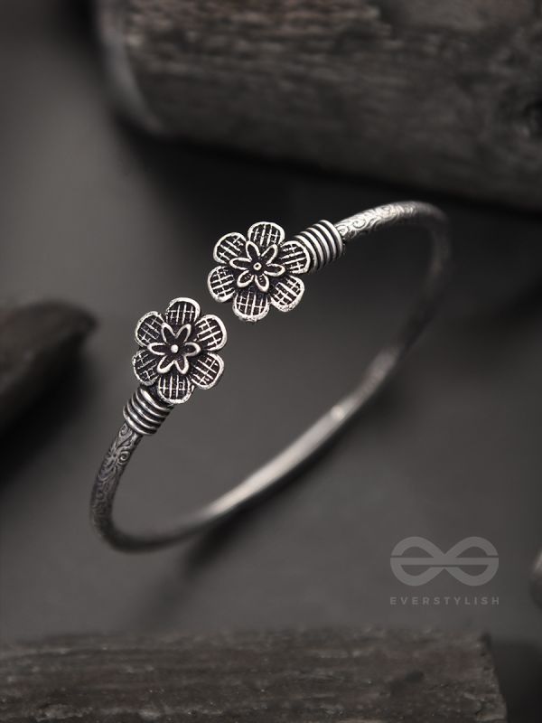 Fancy Florets - Oxidised Bangle Bracelet