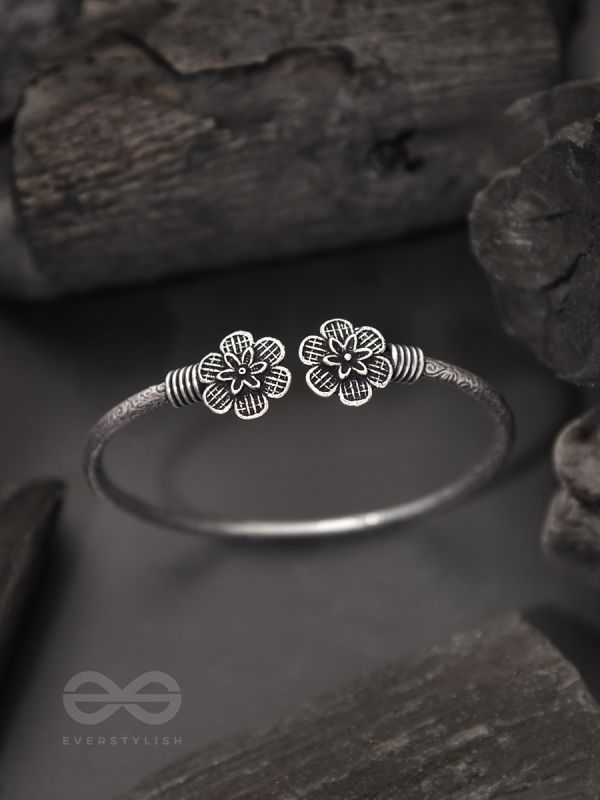 Fancy Florets - Oxidised Bangle Bracelet