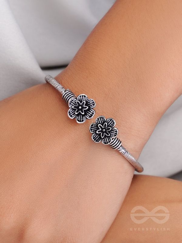 Fancy Florets - Oxidised Bangle Bracelet