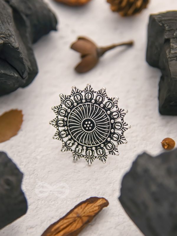 The Foggy Floret - Oxidised Statement Ring