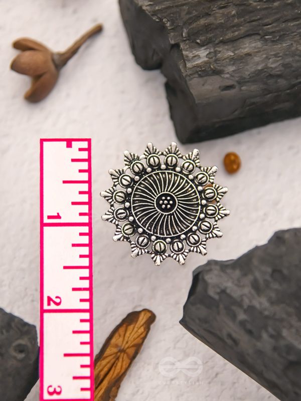 The Foggy Floret - Oxidised Statement Ring