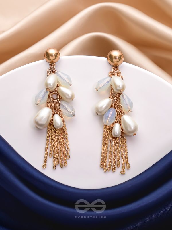 The White Garden- Golden Pearl Earrings