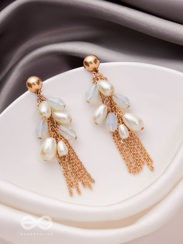 The White Garden- Golden Pearl Earrings