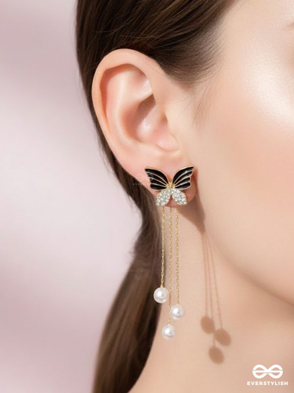 WINGED WONDERLAND - GOLDEN PEARL EAR JACKETS (BLACK)