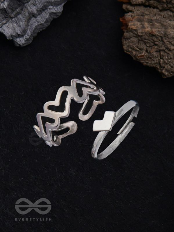 LOVE PUZZLE - SET OF 2 SILVER RINGS
