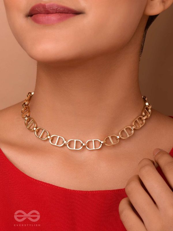 THE BOLD IMPRESSION - GOLDEN STATEMENT NECKPIECE