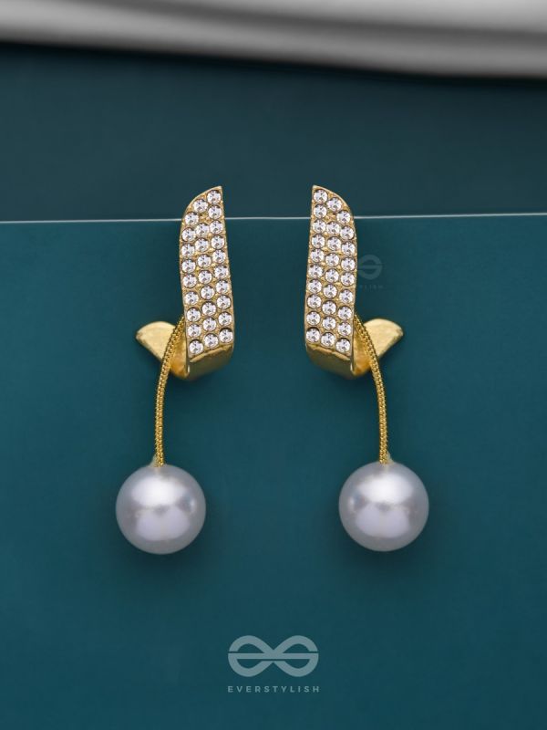 THE MELODIC TWIST - GOLDEN EMBELLISHED EAR JACKETS