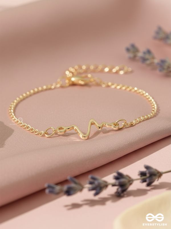 The Elegant Casual Heartbeat Bracelet- Golden