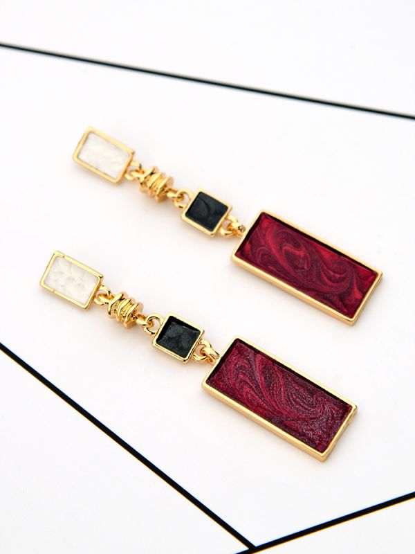 The Mesmerising Indulgence - Elegant Enamel Earrings