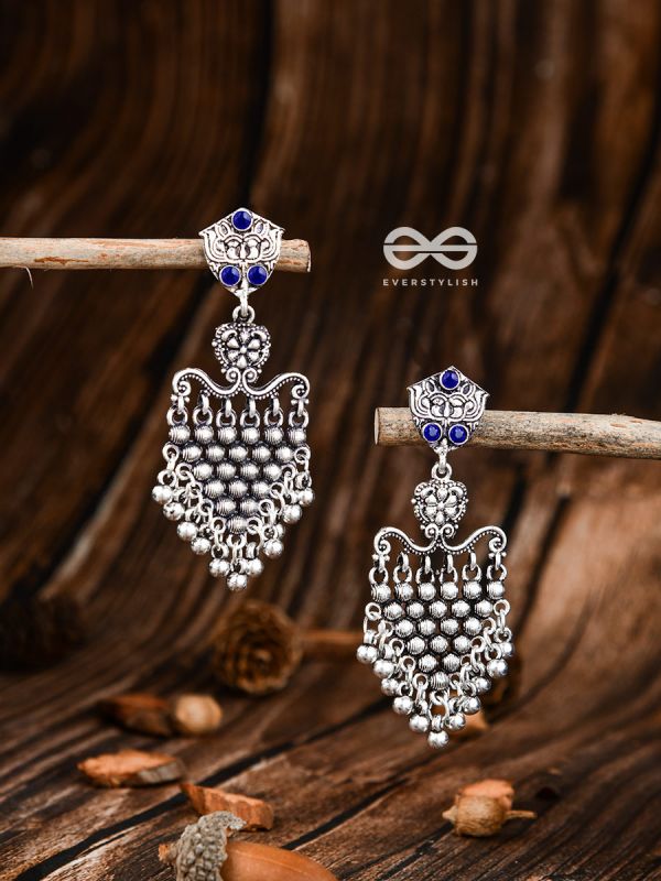 The Cute Mesh Earrings (Sapphire Blue) - The Embellished Oxidised Collection