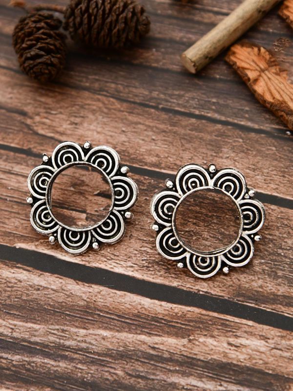 The Cute Florals - Oxidised Boho Studs