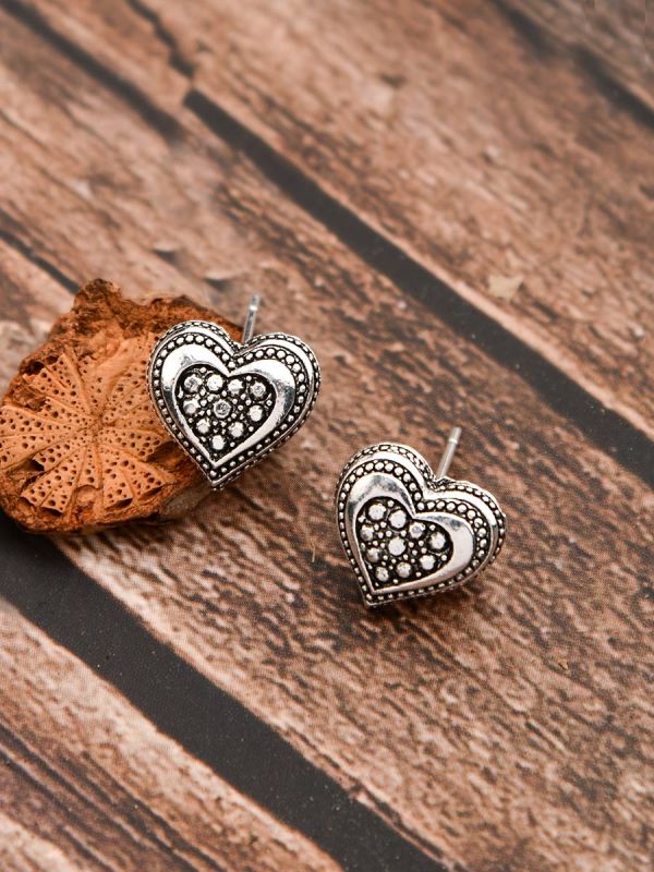 The Cutesy Heart - Tiny Trinket Earrings