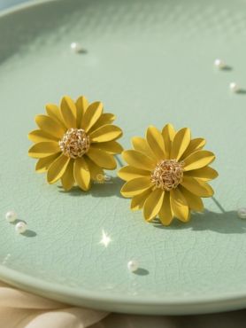 BLOOMING BLOSSOMS - Statement Stud Earrings (Bumblebee)