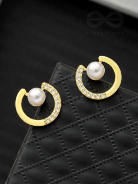 The Lunar Halo- Golden Pearl Earrings