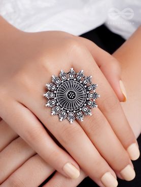 The Foggy Floret - Oxidised Statement Ring