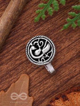 THE MAJESTIC AVIAN - OXIDISED NON-PIERCED NOSERING