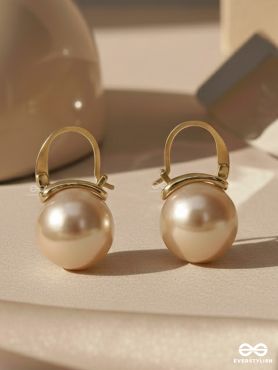 TEARS OF MERMAID- GOLDEN PEARL EARRINGS