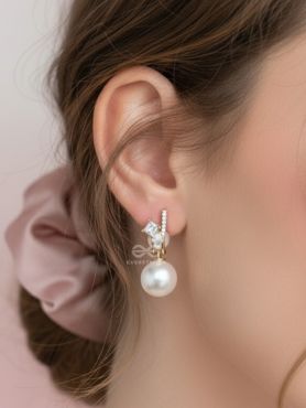 PEARLY GLITZ - GOLDEN SPARKLING EARRINGS