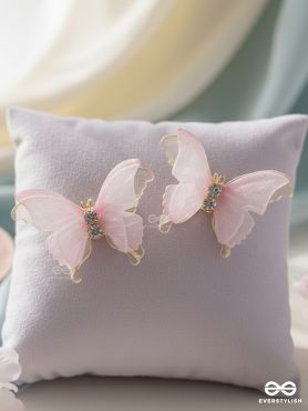 SOFTWING BLOOM – TRANSPARENT PINK BUTTERFLY STUDS