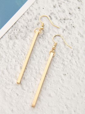 The Simply Elegant Golden Dangling Earrings
