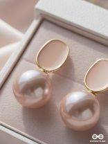 The Mesmerisingly Chic Statement Makers- Enamelled Pearl Earrings (Blush Pink)